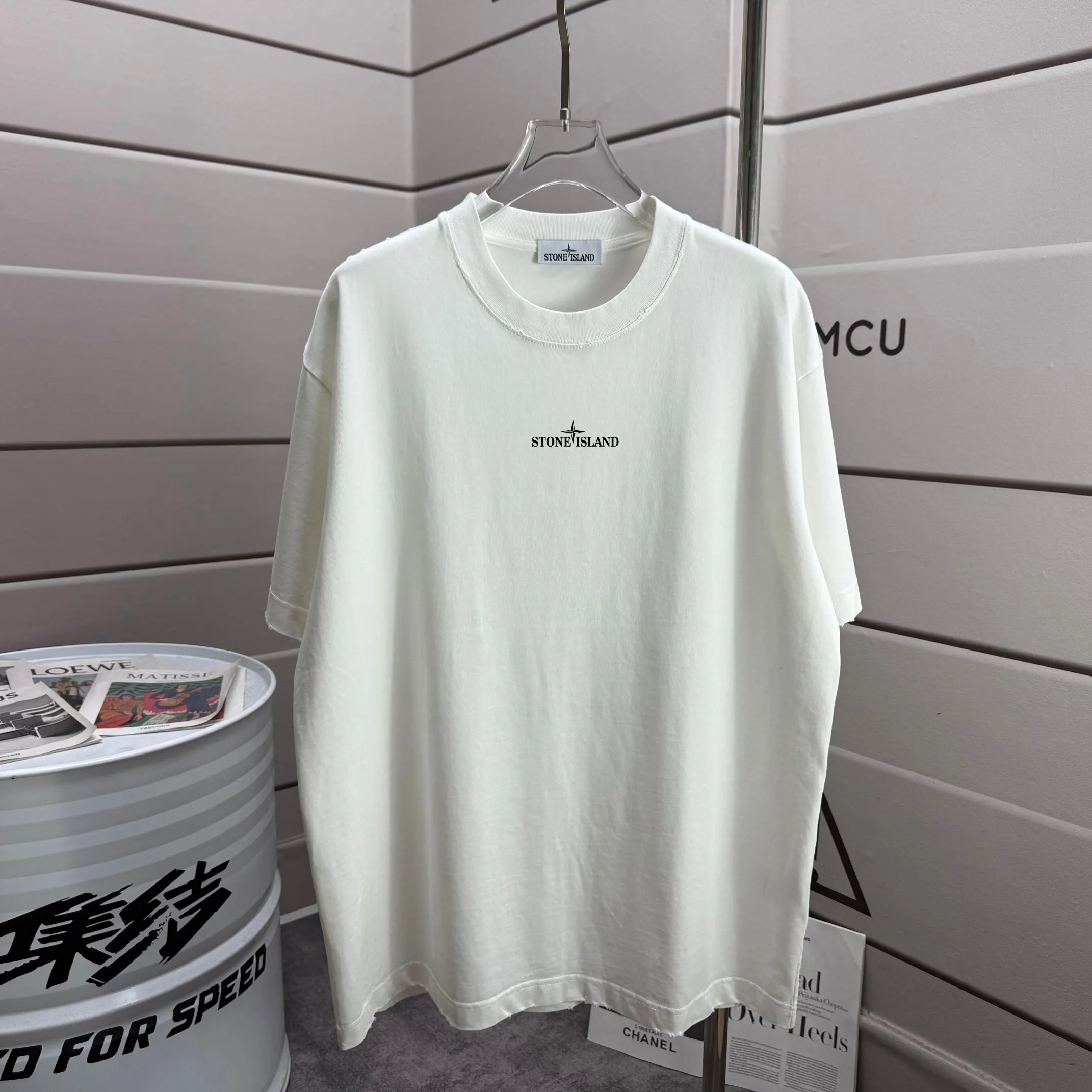 P160 Ston* islan* 石*岛 2025 autumn and winter new style Washed and worn 320g round neck short-sleeved tee Unisex loose version Color: Washed black Washed white Washed gray Brown Size: S M L XL XXL Size: S (90-130 pounds) M (120-150 pounds) L (140-165 pounds) (160-180 catties) XXL (180-210 catties)